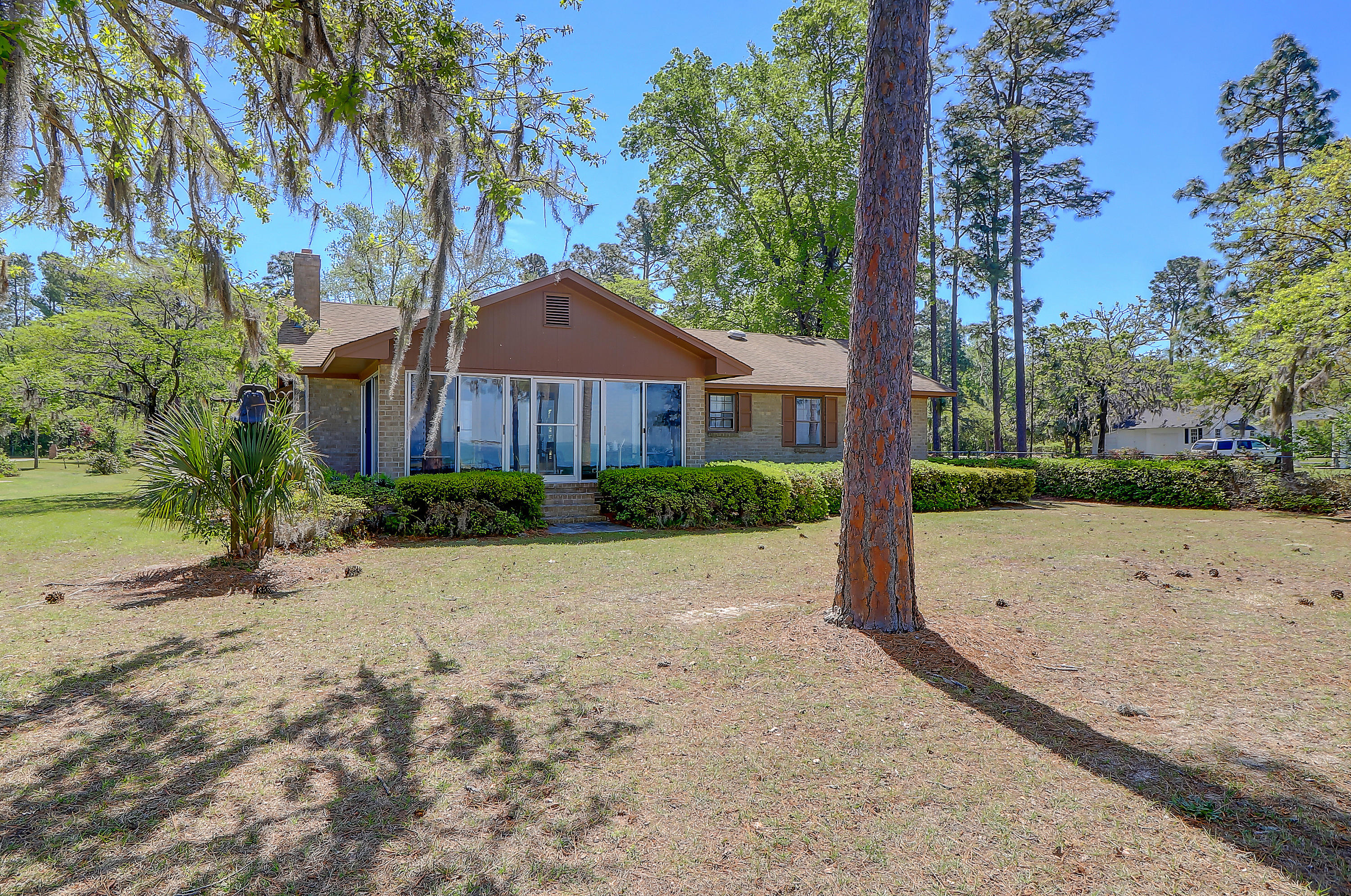 917 Butter Road Bonneau, SC 29431 - Photo 3 of 44 917 Butter Rd (3)