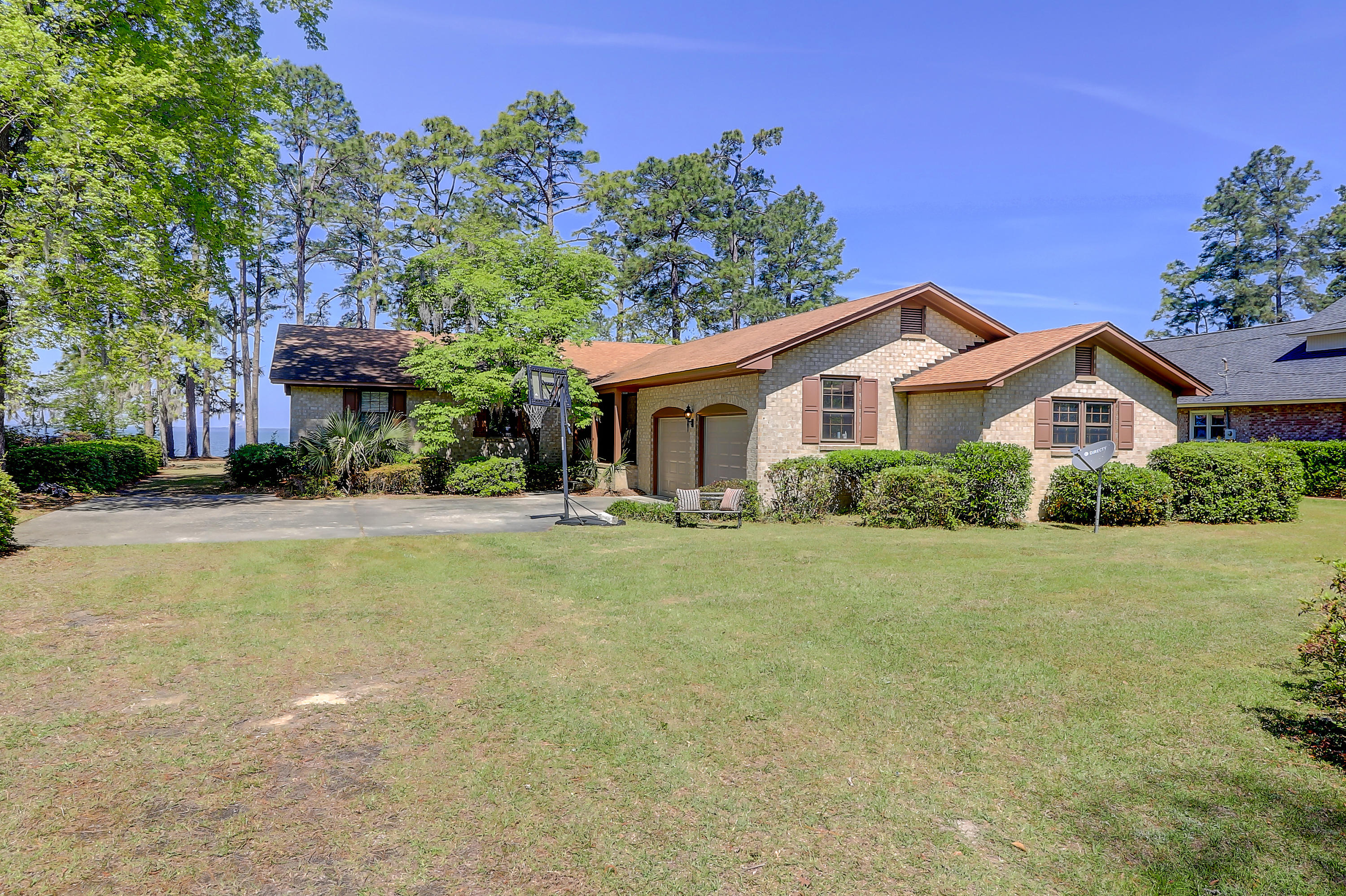 917 Butter Road Bonneau, SC 29431 - Photo 41 of 44 917 Butter Rd (56)