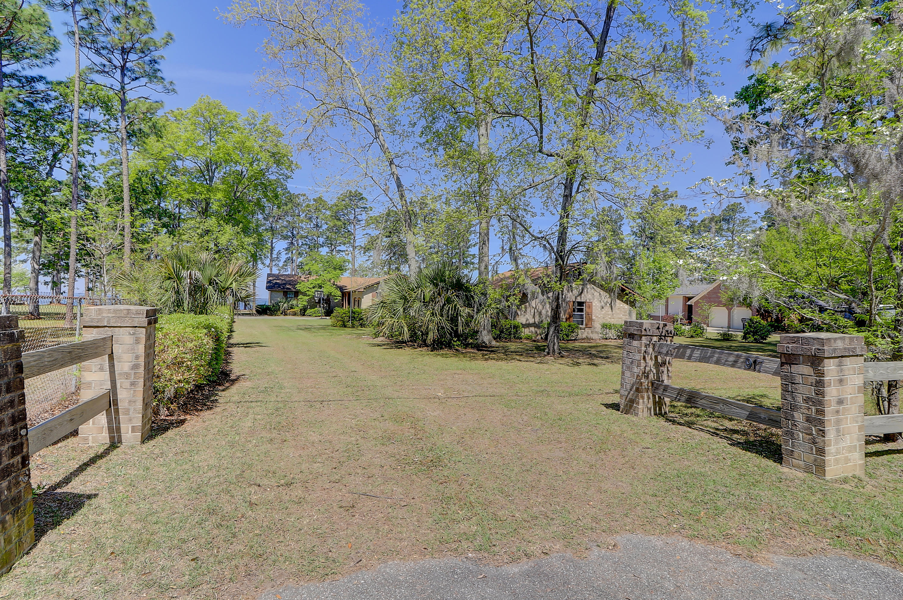 917 Butter Road Bonneau, SC 29431 - Photo 44 of 44 917 Butter Rd (53)