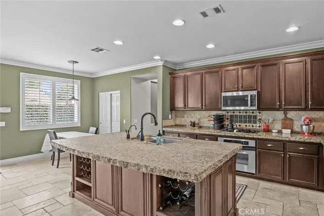 $1,199,000 | 4149 Chanticleer Circle, Corona, CA 92883