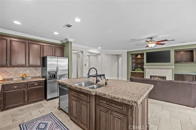 $1,199,000 | 4149 Chanticleer Circle, Corona, CA 92883