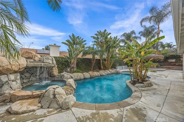 $1,199,000 | 4149 Chanticleer Circle, Corona, CA 92883
