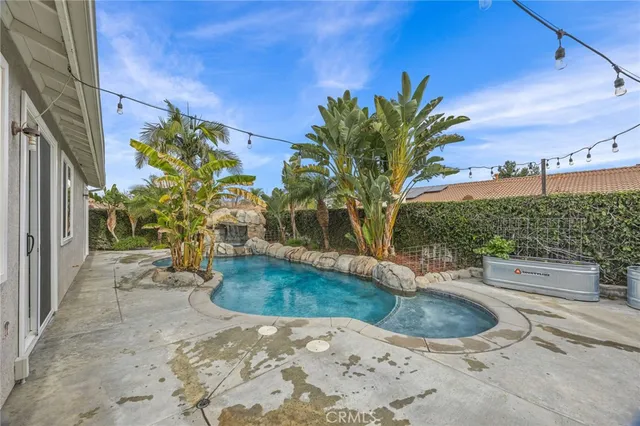 $1,199,000 | 4149 Chanticleer Circle, Corona, CA 92883