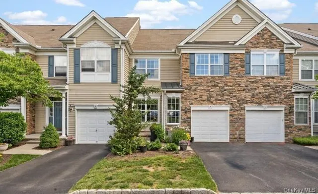 $565,000 | 5 Case Court, Monroe, NY 10950