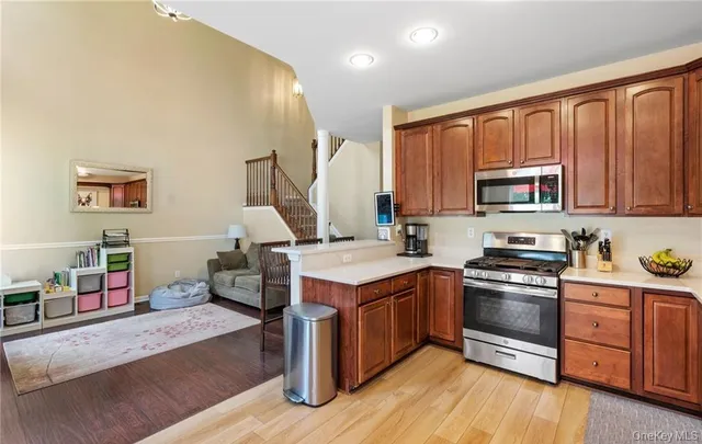 $565,000 | 5 Case Court, Monroe, NY 10950