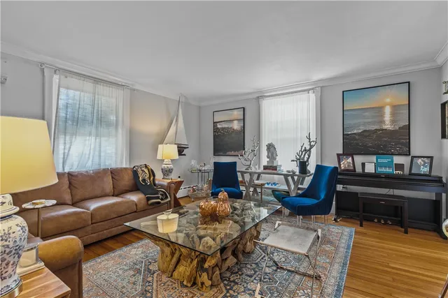 $2,500,000 | 8 Champlin Street, Newport, RI 02840