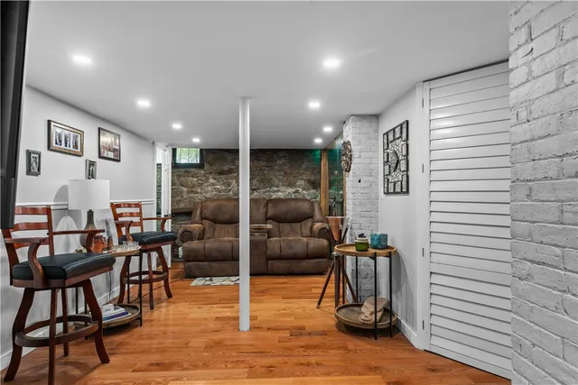 $2,500,000 | 8 Champlin Street, Newport, RI 02840