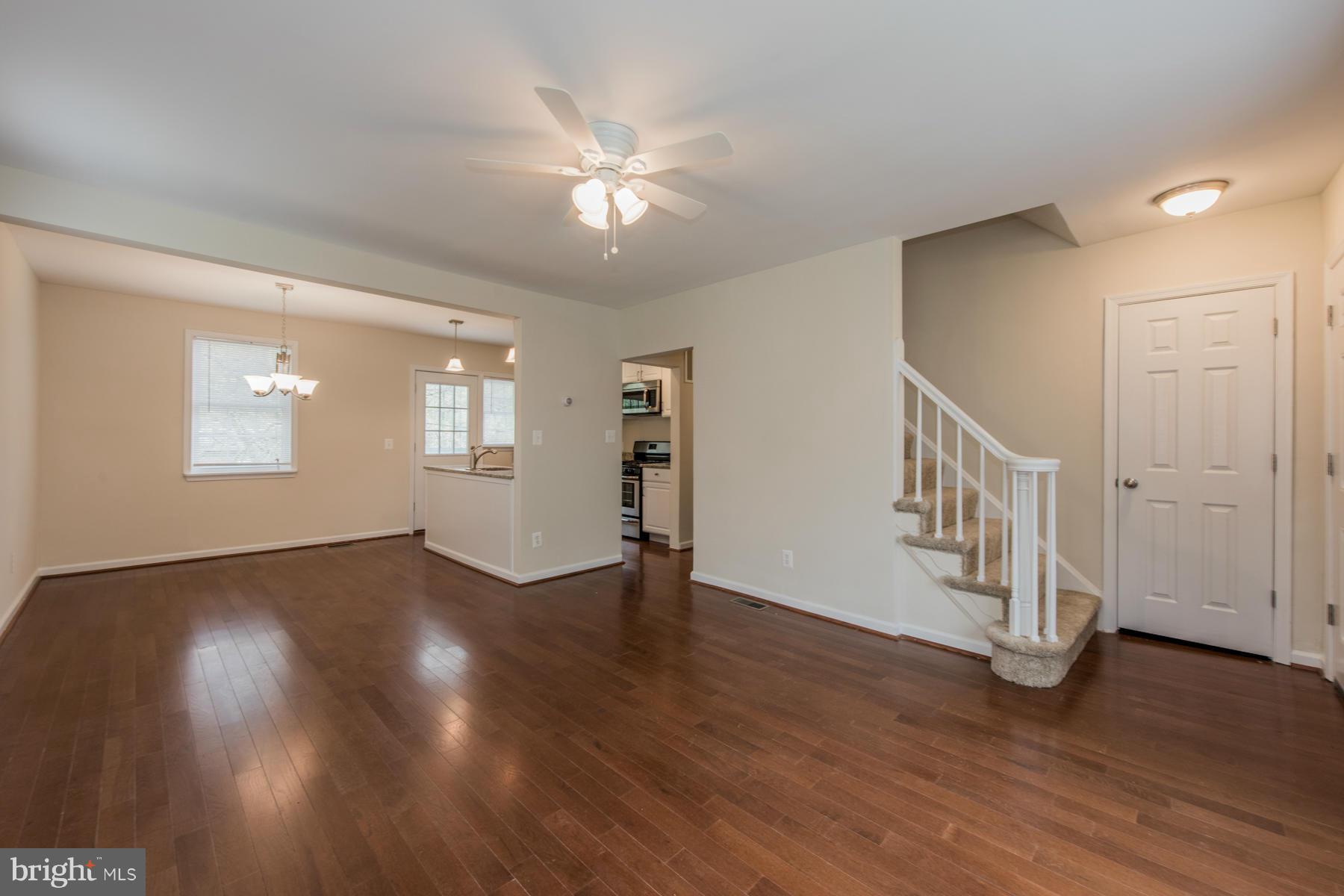 4411 Wakefield Road Baltimore, MD 21216 - Photo 3 of 29 Living Room