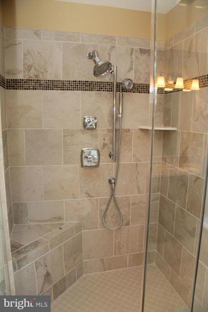 8225 Custer Road Bethesda, MD 20817 - Photo 10 of 11 Bath (Master)