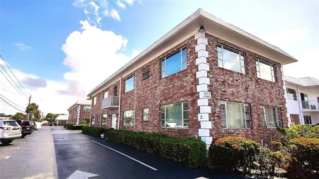 $1,800 | 412 South Cypress Road, Unit 222, Pompano Beach, FL 33060