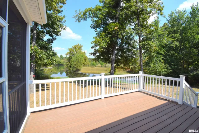 $349,000 | 18562 East Hill Street, Mount Vernon, IL 62864