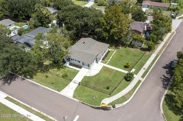 a view of a park with tree s