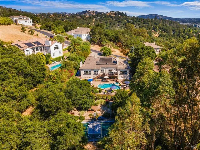 $1,995,000 | 729 Montebello Drive, Santa Rosa, CA 95403