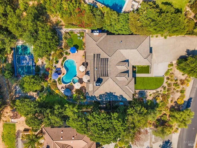 $1,995,000 | 729 Montebello Drive, Santa Rosa, CA 95403