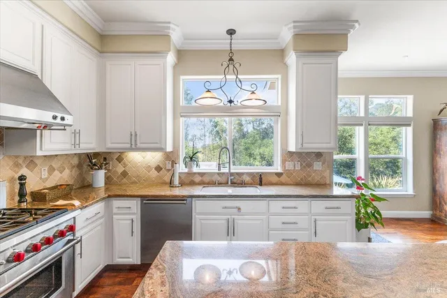 $1,995,000 | 729 Montebello Drive, Santa Rosa, CA 95403