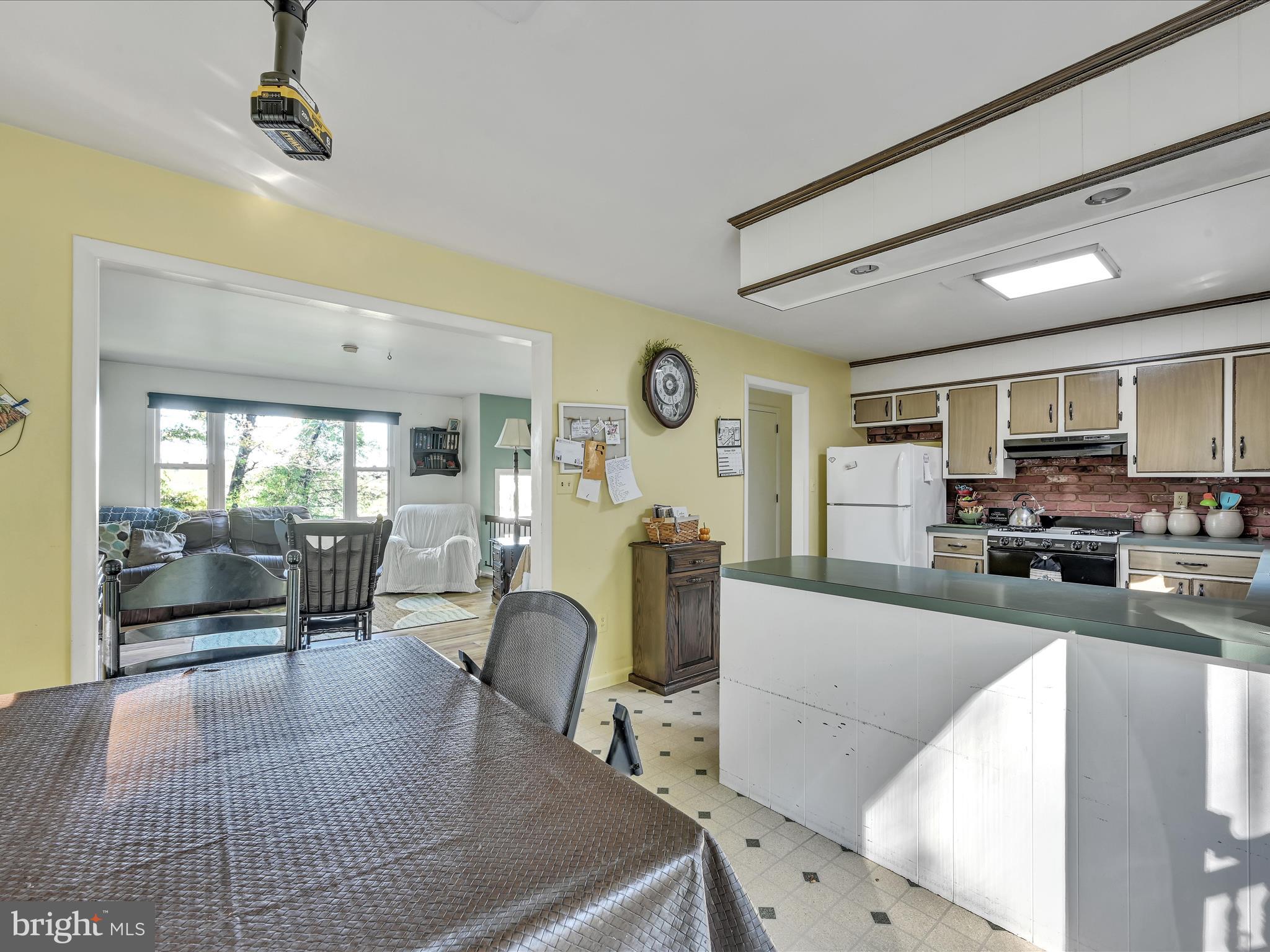373 Eden Road Quarryville, PA 17566 - Photo 17 of 51 Dining Area