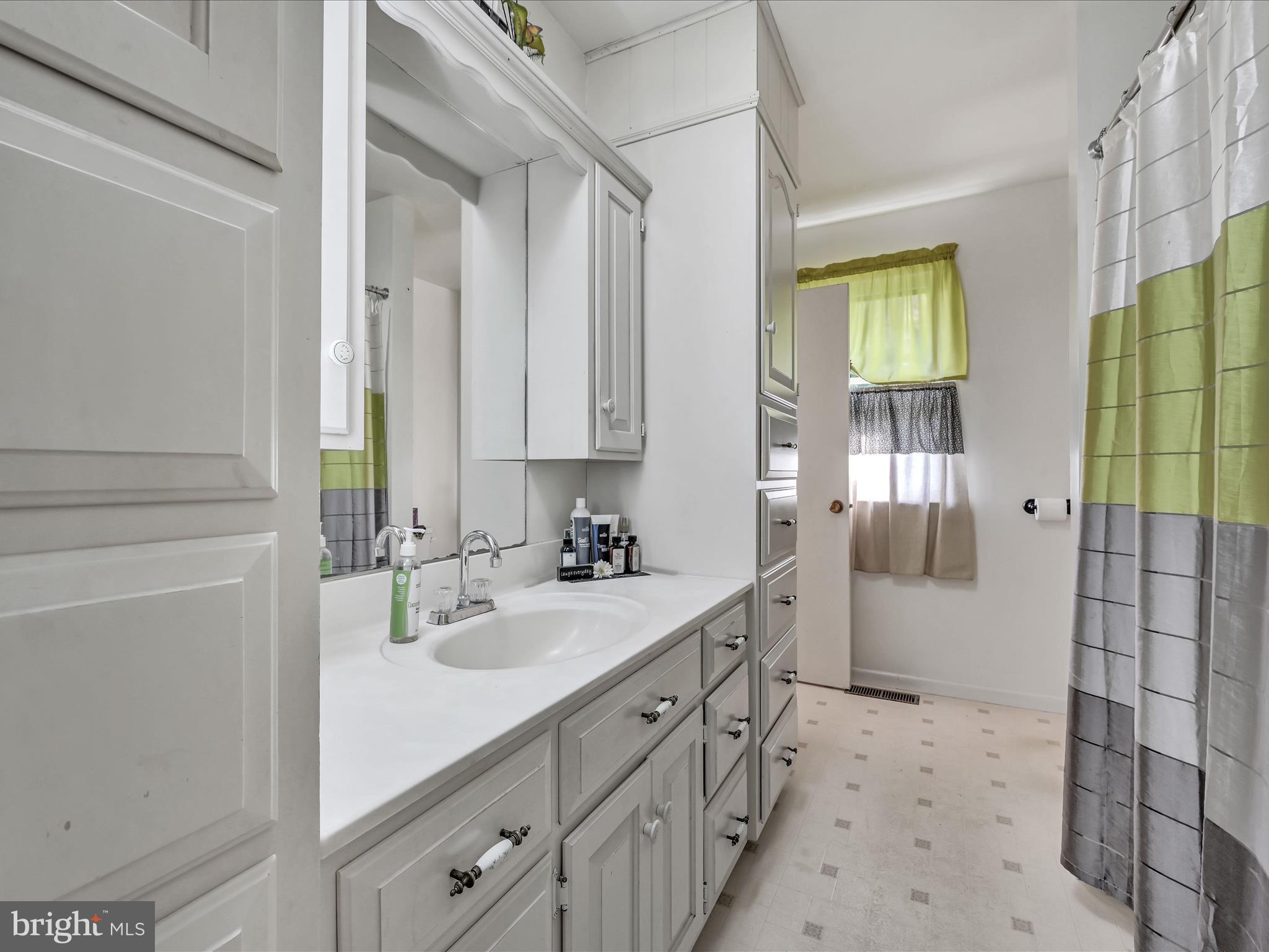 373 Eden Road Quarryville, PA 17566 - Photo 27 of 51 Bathroom