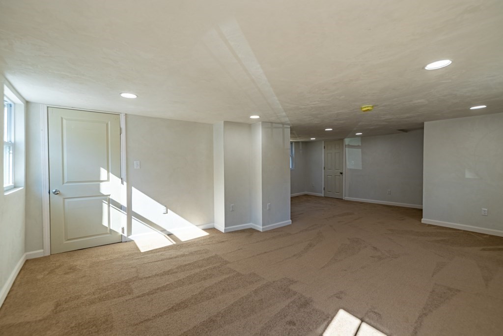 468 Podunk Road East Brookfield, MA 01515 - Photo 18 of 31
