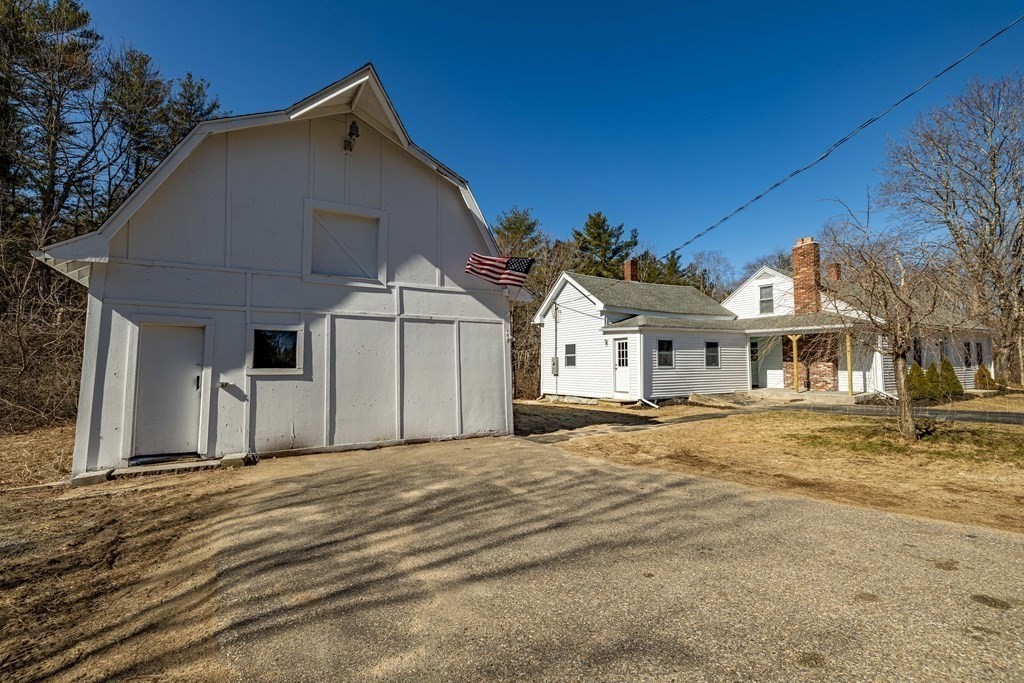 468 Podunk Road East Brookfield, MA 01515 - Photo 24 of 31