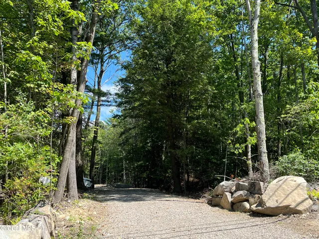 $139,000 | 541 Taborton Road, Sand Lake, NY 12153