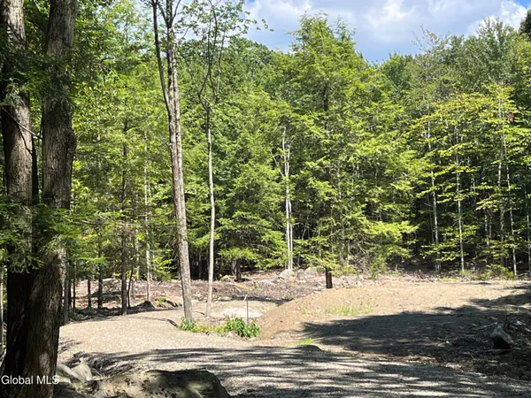 $139,000 | 541 Taborton Road, Sand Lake, NY 12153