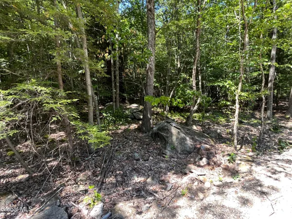 $139,000 | 541 Taborton Road, Sand Lake, NY 12153