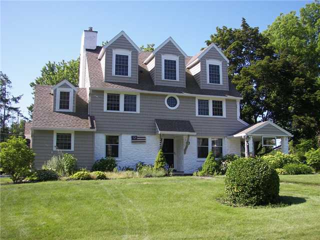 25 Monteroy Road Brighton, NY 14618 - Photo 1 of 1 Exterior Front