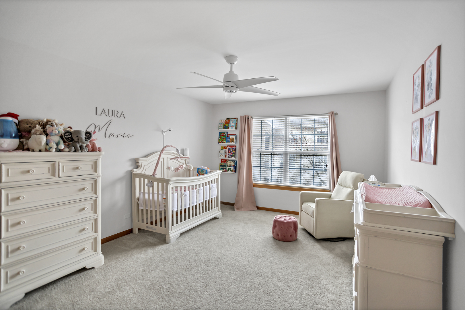 848 Pheasant Trail St. Charles, IL 60174 - Photo 24 of 30 a bedroom with a bed and a window