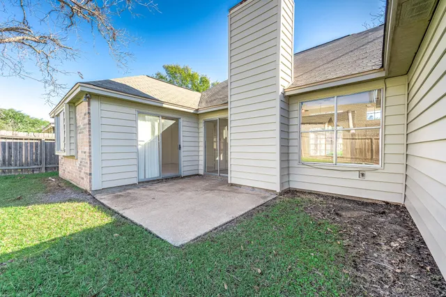 $244,999 | 11819 Stone Bridge Drive, Houston, TX 77064