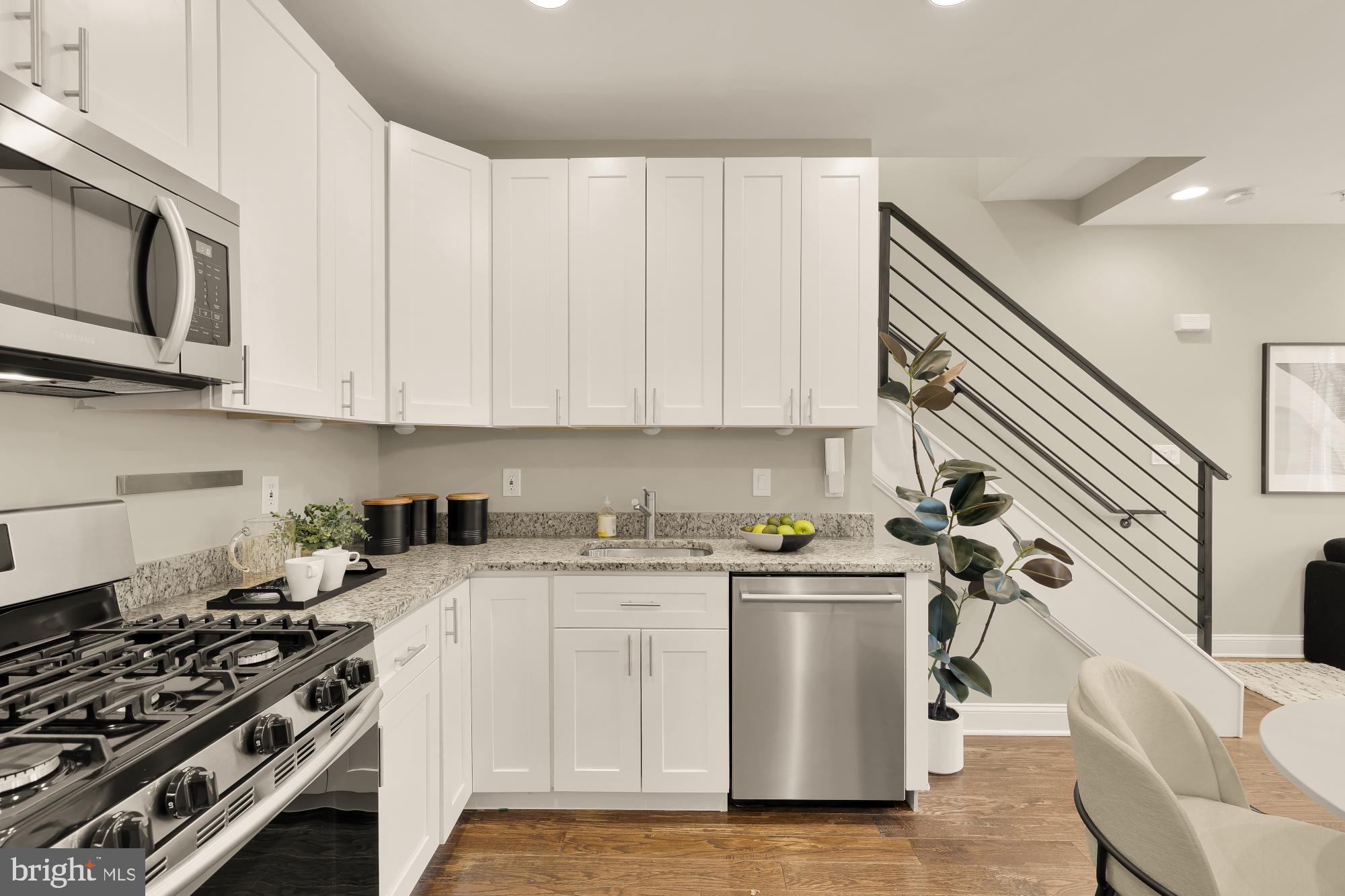 1018 13th Street Southeast, Unit 2 Washington, DC 20003 - Photo 9 of 22
