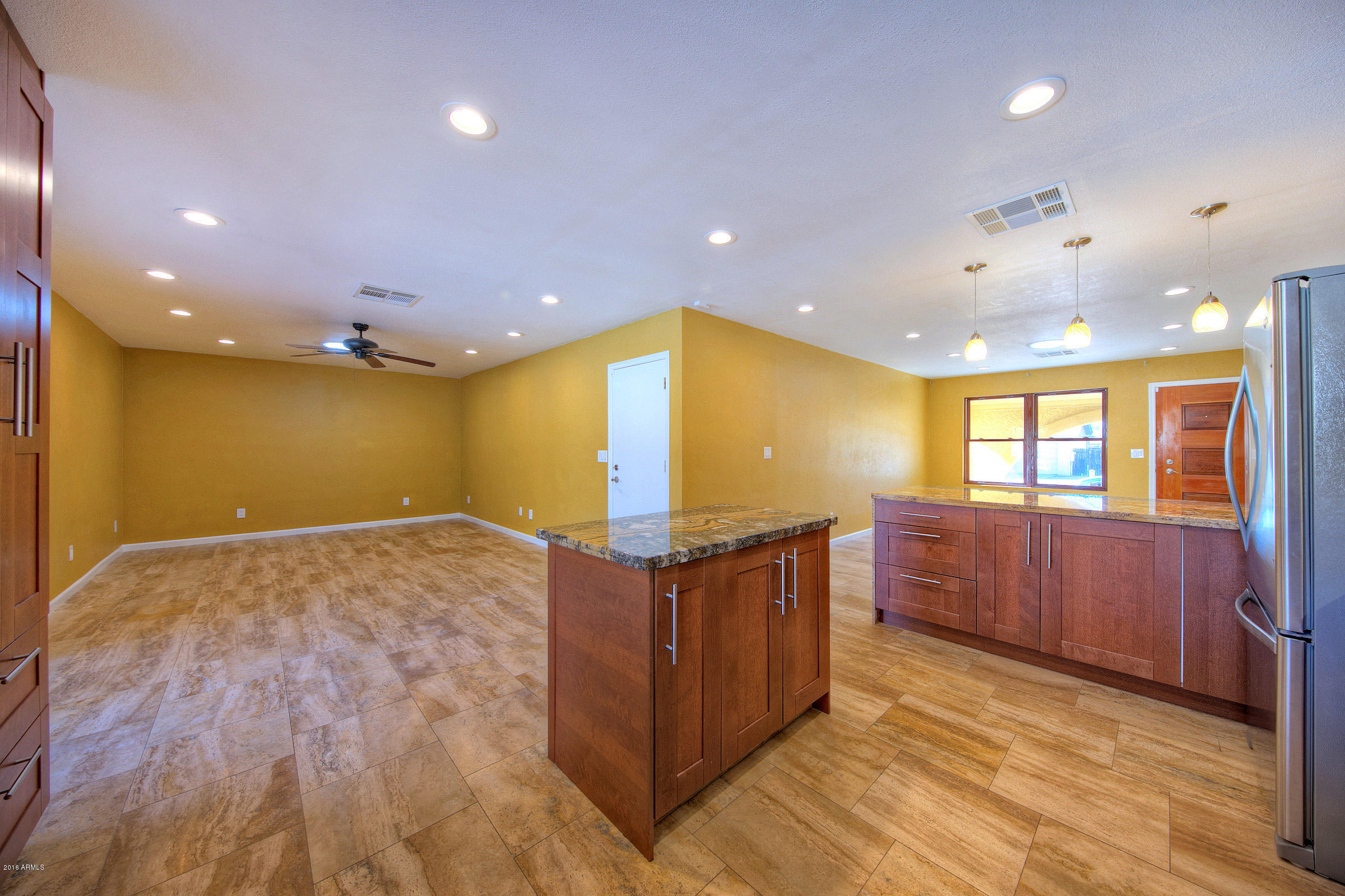 4358 East Pearce Road Phoenix, AZ 85044 - Photo 11 of 25 4358EPearce010