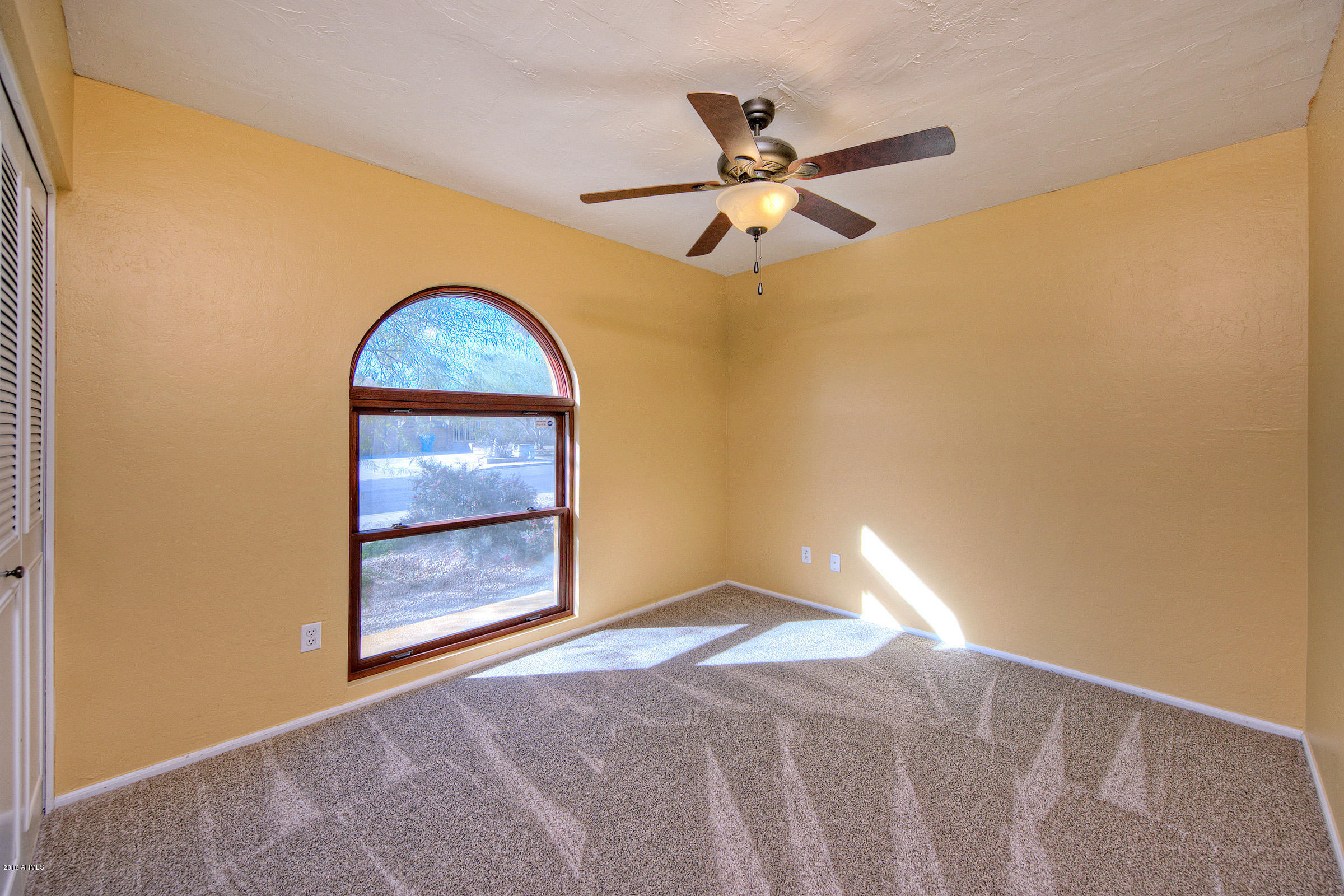 4358 East Pearce Road Phoenix, AZ 85044 - Photo 17 of 25 4358EPearce016