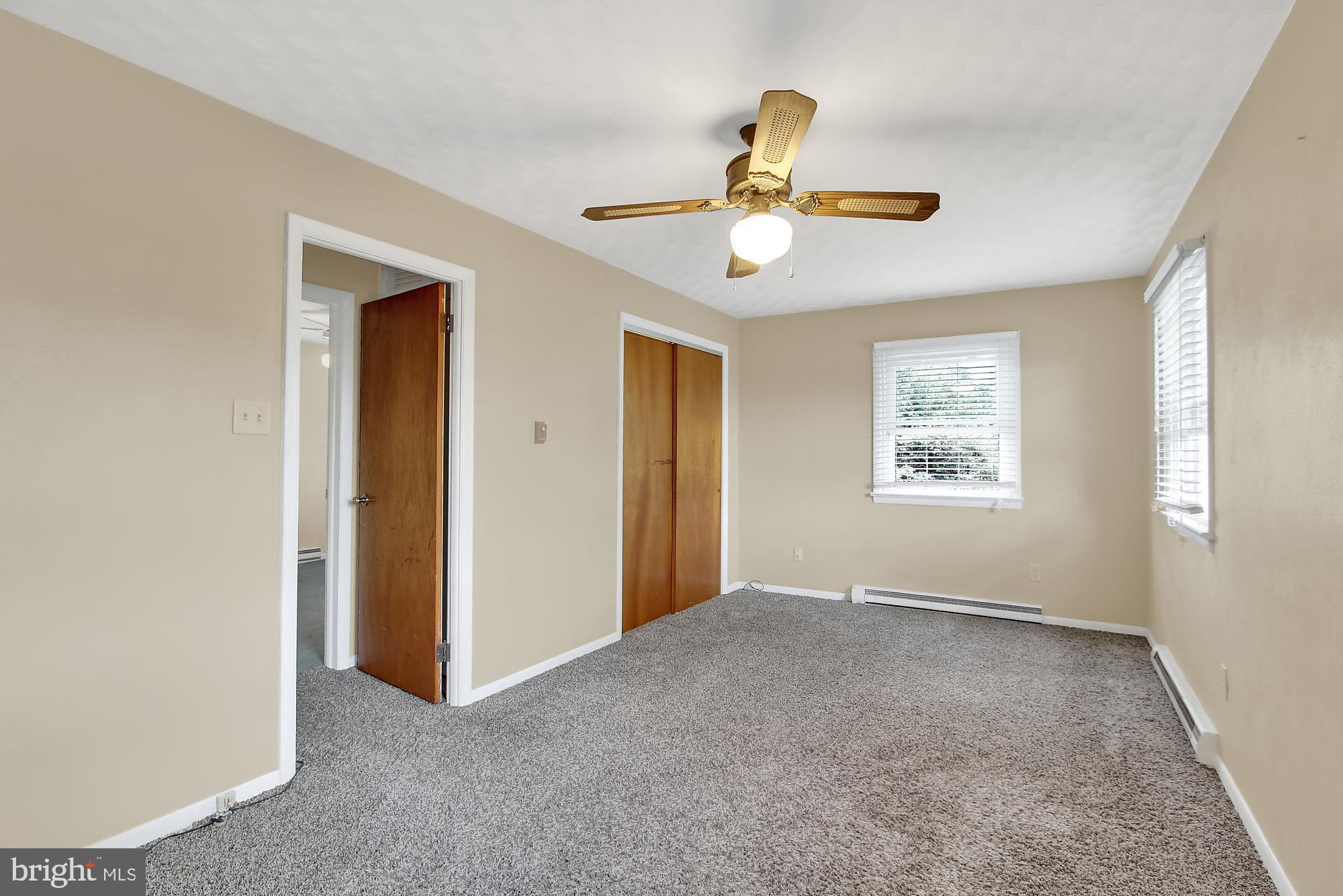 315 Ruth Drive York, PA 17403 - Photo 14 of 27 Gallery Image 14