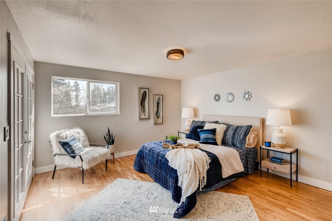 3607 Northeast 9th Street Renton, WA 98056 - Photo 13 of 31