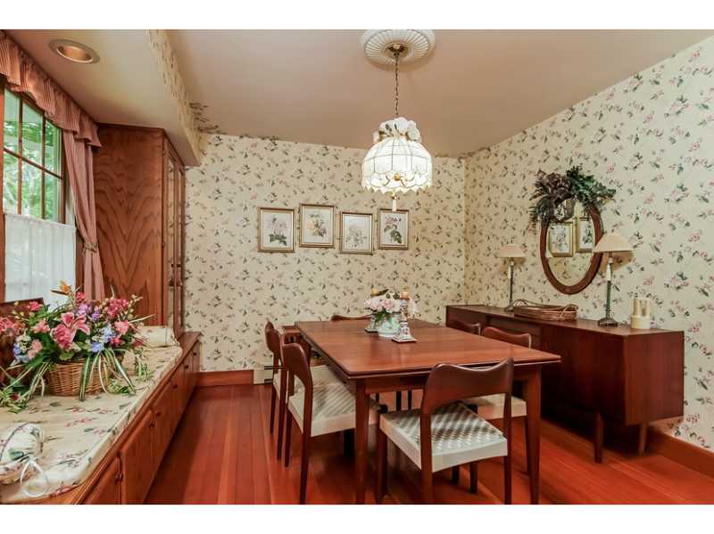 43 Champlin Road North Kingstown, RI 02874 - Photo 7 of 24 Dining Room.