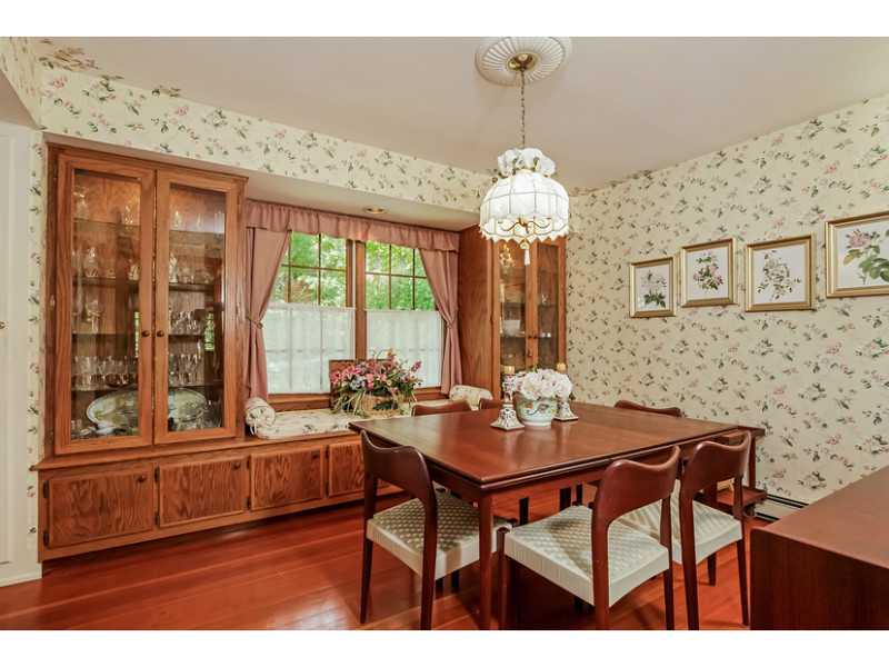 43 Champlin Road North Kingstown, RI 02874 - Photo 8 of 24 Dining Room.