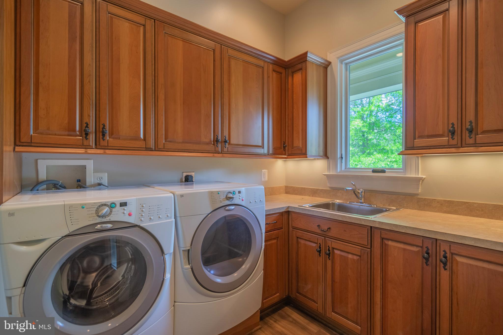 2016 Dixon Road Frederick, MD 21704 - Photo 47 of 118 LAUNDRY