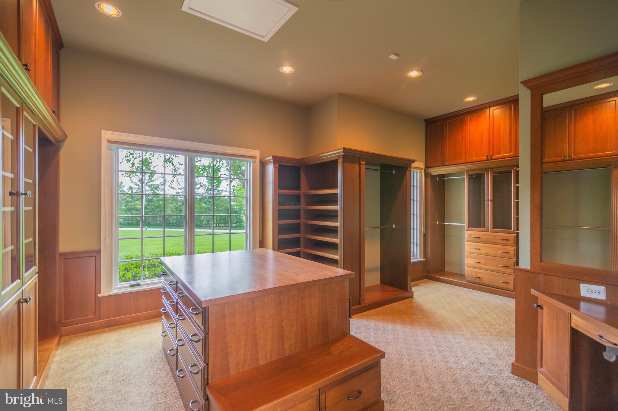 2016 Dixon Road Frederick, MD 21704 - Photo 69 of 118 MASTER CLOSET