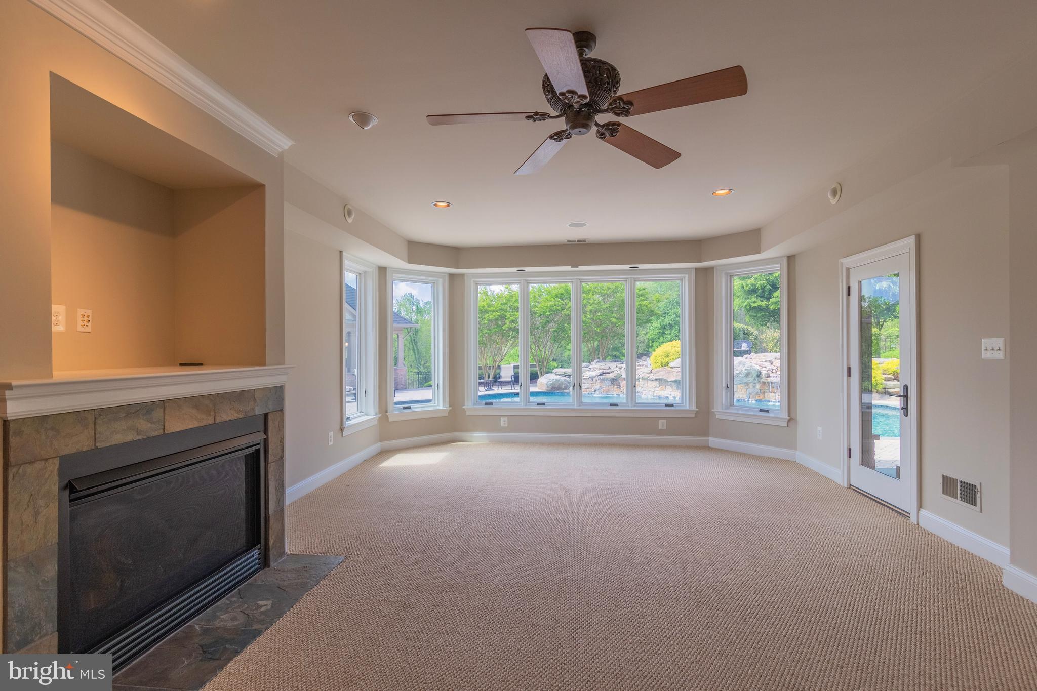 2016 Dixon Road Frederick, MD 21704 - Photo 92 of 118 FAMILY ROOM WITH FIREPLACE