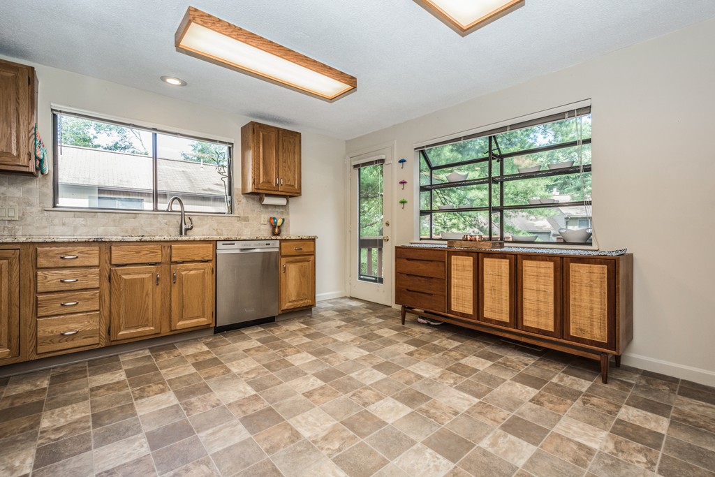 70 East Bluff Road, Unit 70 Ashland, MA 01721 - Photo 14 of 28 Gallery Image 14