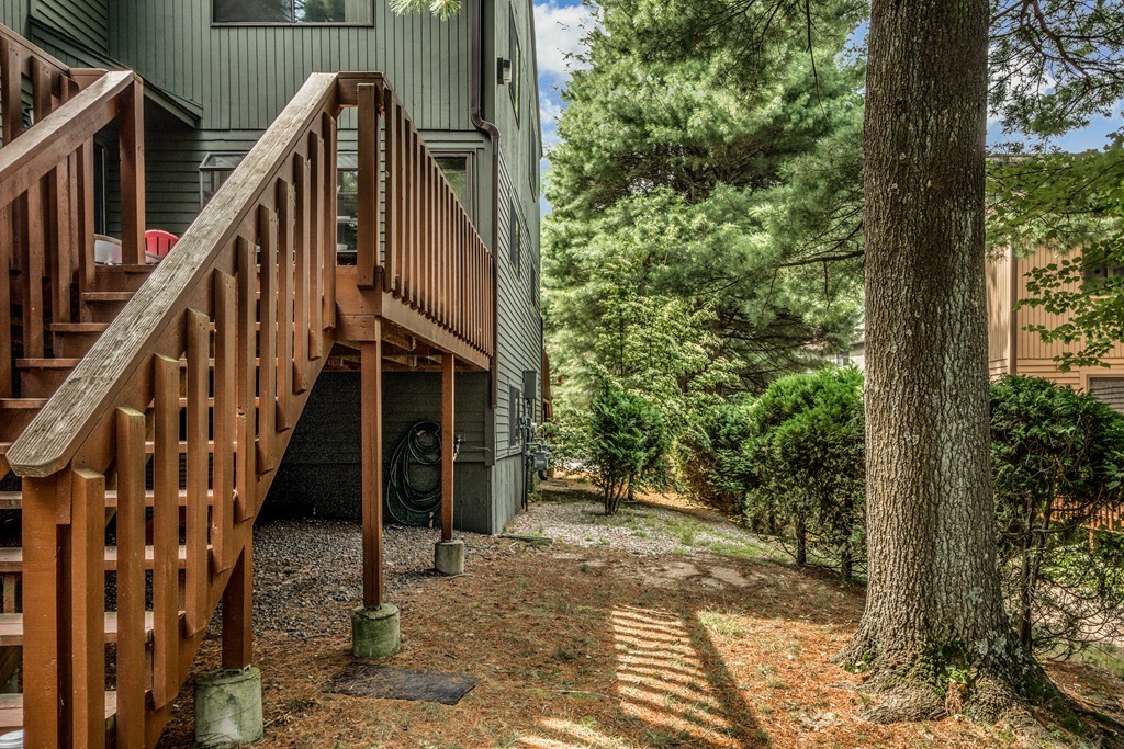 70 East Bluff Road, Unit 70 Ashland, MA 01721 - Photo 3 of 28 Gallery Image 3