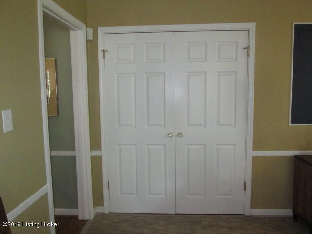 4611 Fox Run Road Louisville, KY 40207 - Photo 23 of 61 IMG_3747