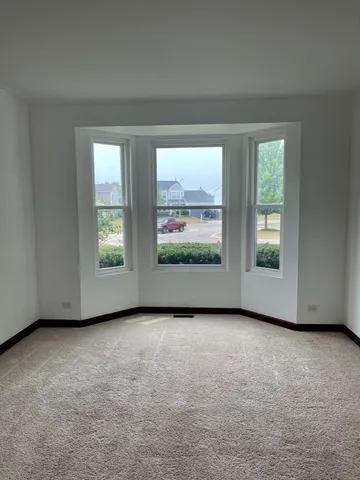 $3,500 | 2205 Clipper Court, Elgin, IL 60123