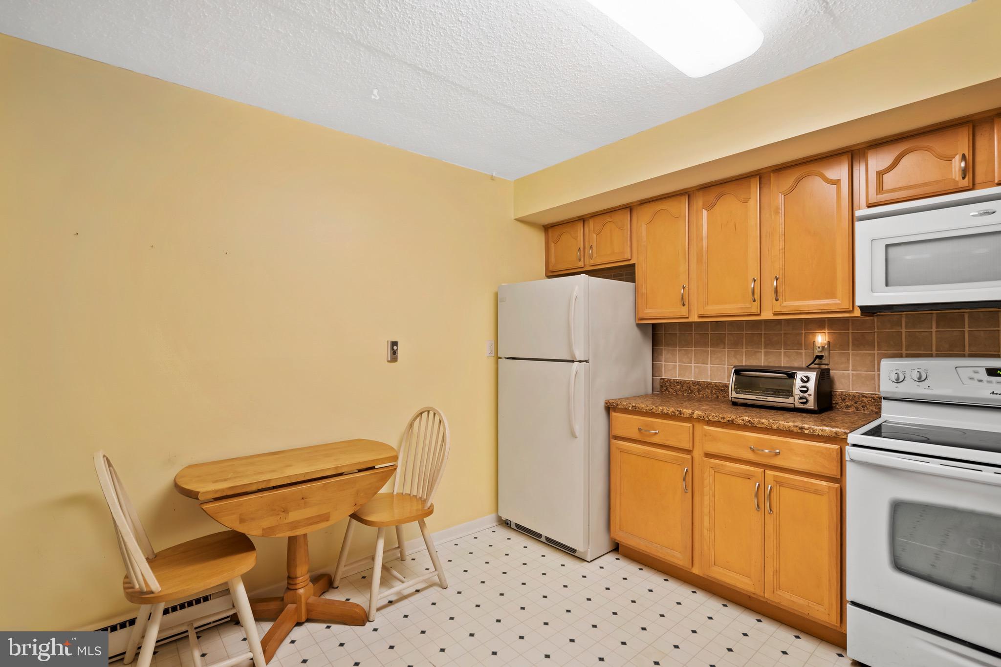 400 Glendale Road, Unit 35C Havertown, PA 19083 - Photo 8 of 25