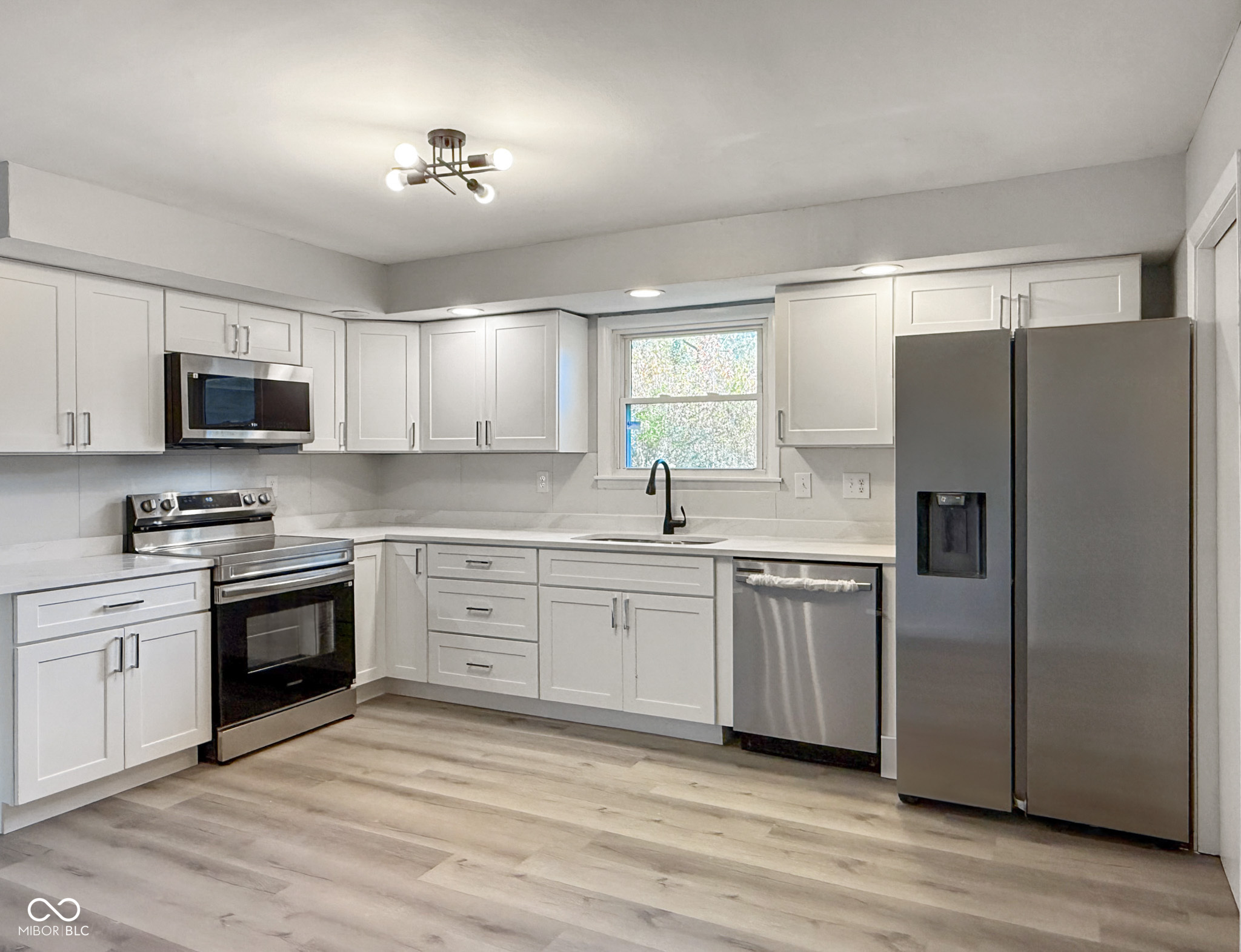 1208 Elizabeth Lane Terre Haute, IN 47802 - Photo 17 of 36