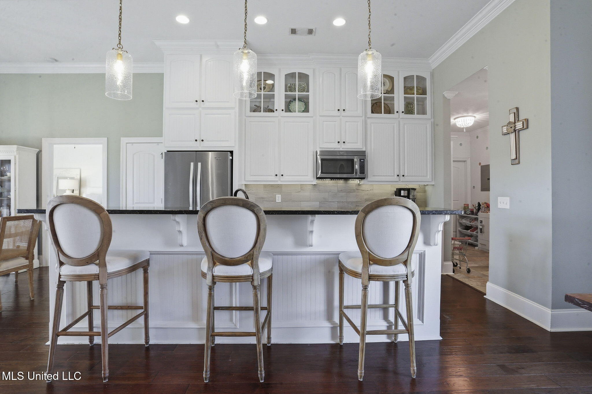 116 Kaden Lane Canton, MS 39046 - Photo 15 of 39 Eat at Island