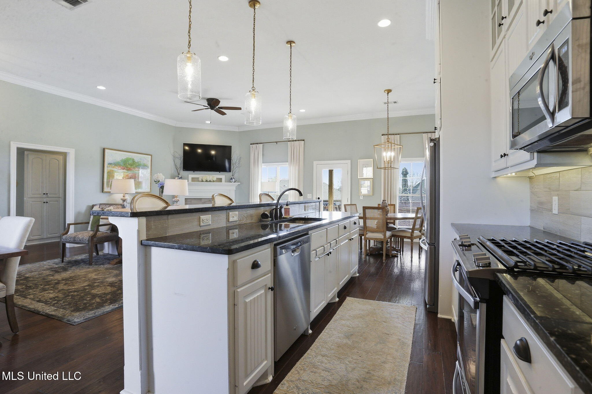 116 Kaden Lane Canton, MS 39046 - Photo 16 of 39 Stainless Appliances