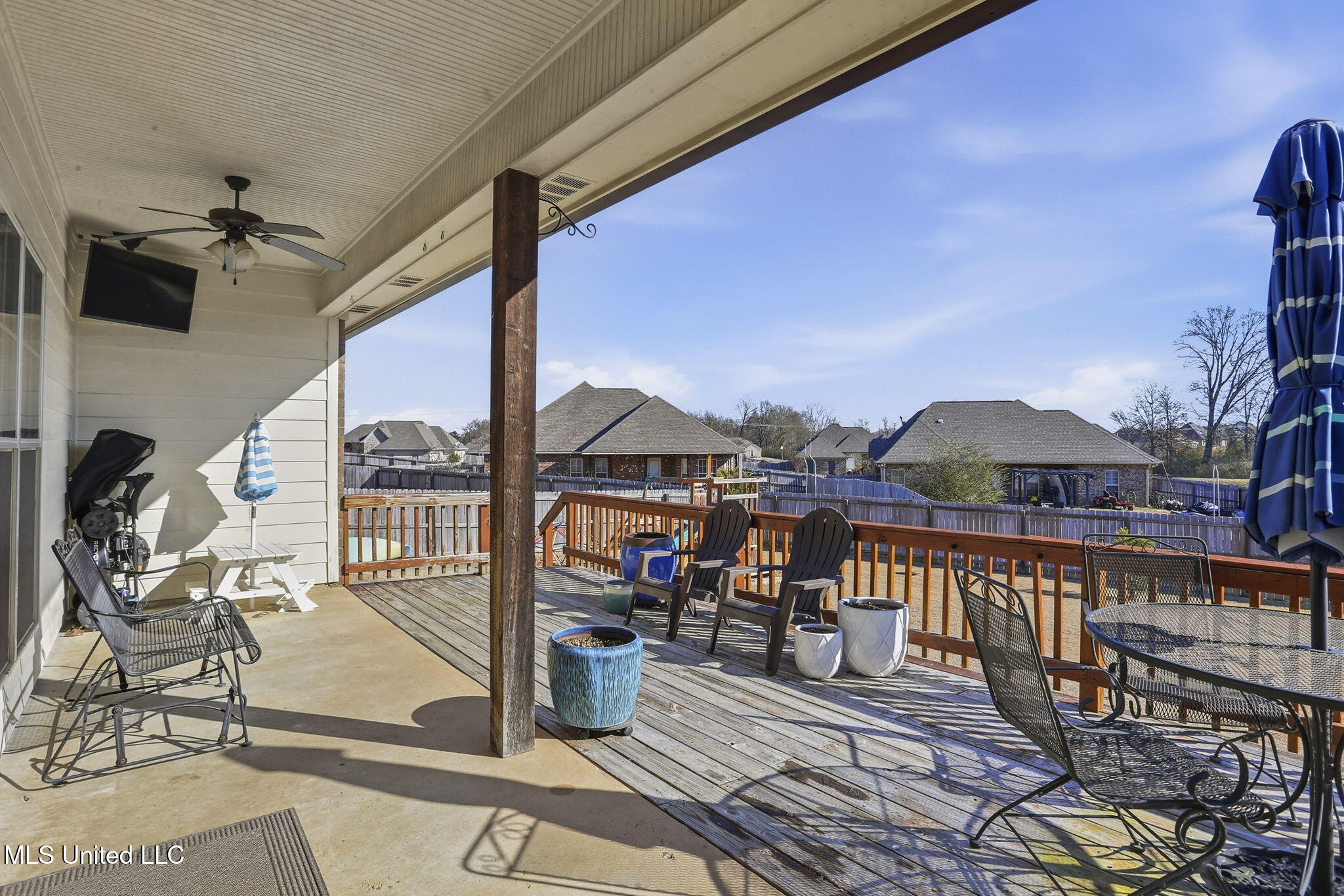 116 Kaden Lane Canton, MS 39046 - Photo 31 of 39 Entertaining Deck