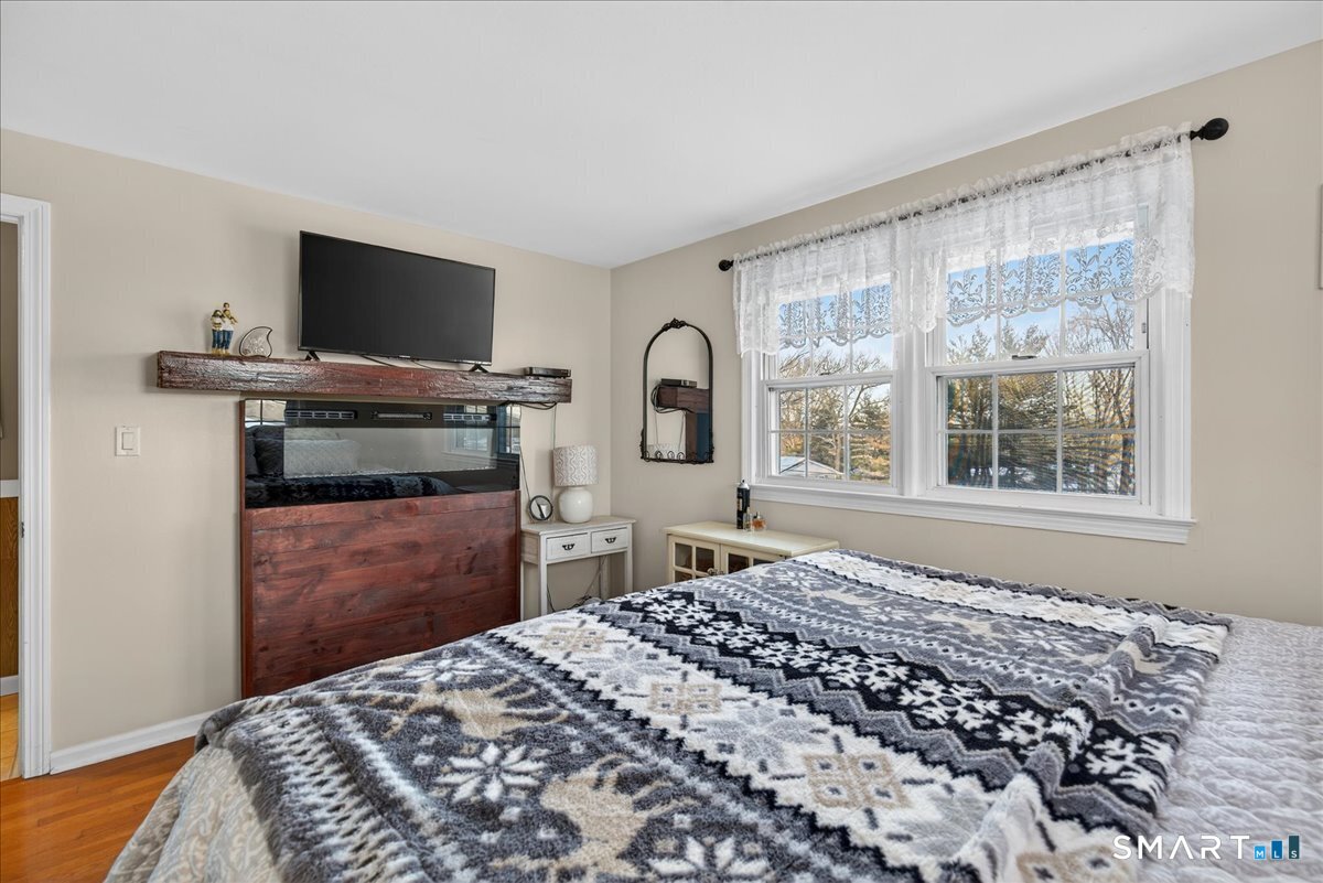 68 Lynn Drive Meriden, CT 06451 - Photo 15 of 29