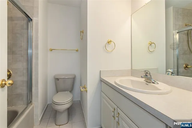 $448,000 | 10 Springbrook Road East, Montville, NJ 07045